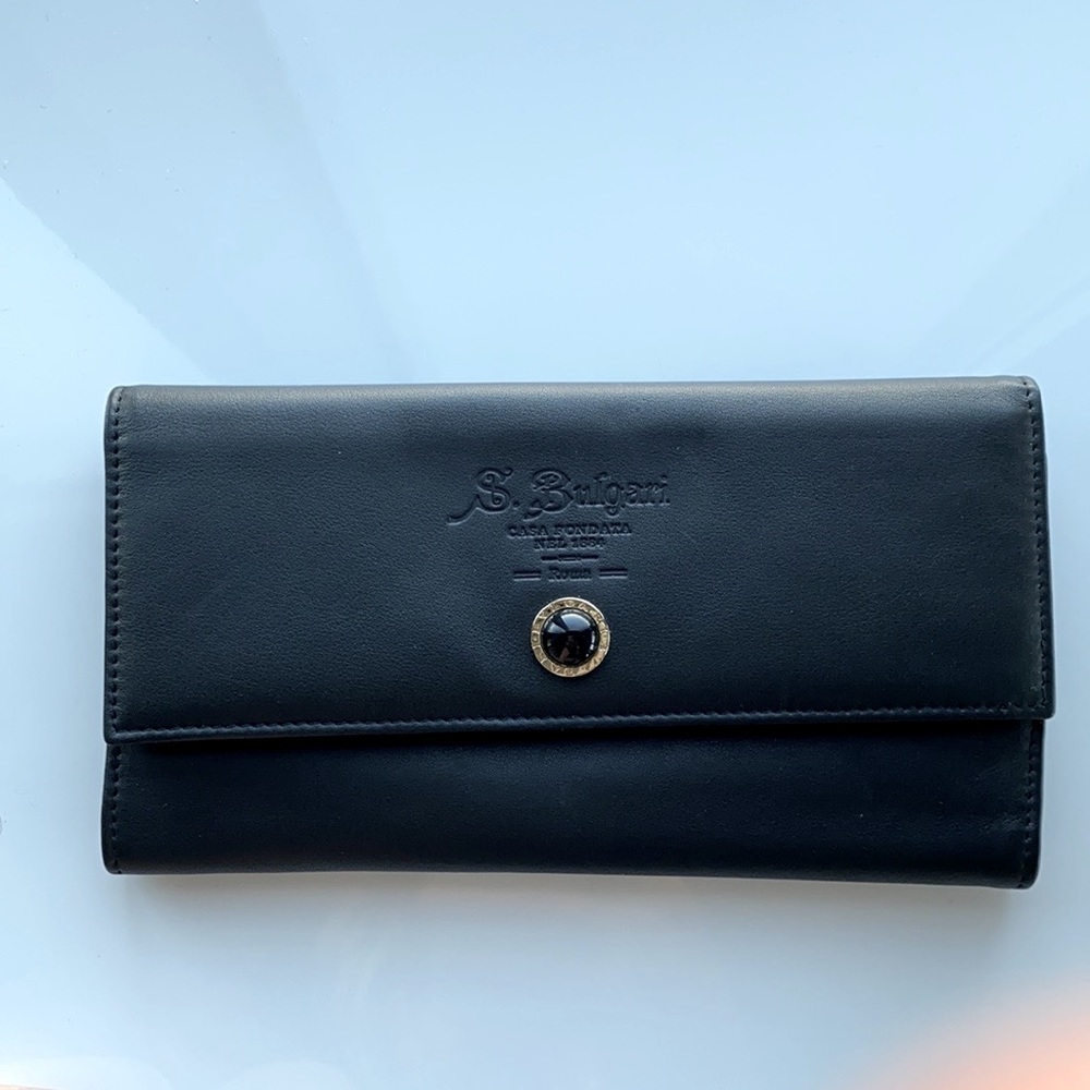 Bulgari authentic wallet leather, brand new black